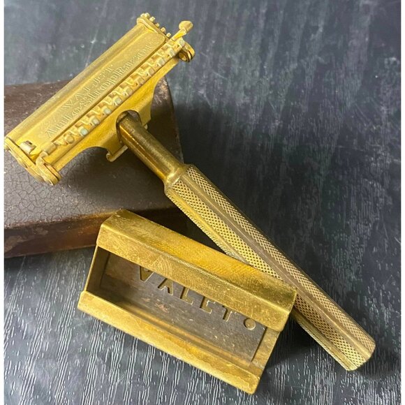 Vintage Valet AutoStrop Razor Gold-Plated Safety Razor With Original Case - Picture 6 of 7